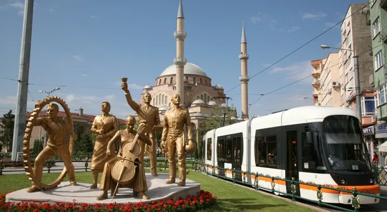 Eskişehir'de Toplu Ulaşım Bugüne Özel Ücretsiz Olacak