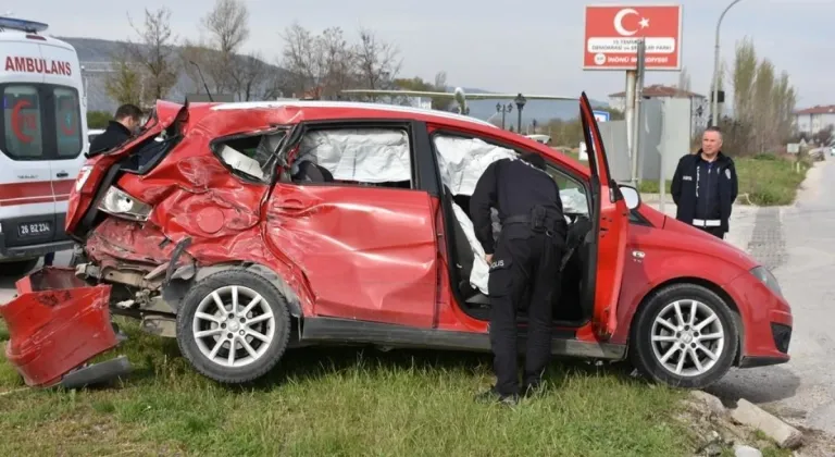 Eskişehir İnönü’de Trafik Kazası Meydana Geldi