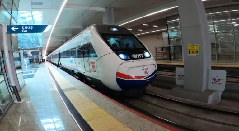 Eskişehir İstanbul Arası Hızlı Tren Kaç Saat?