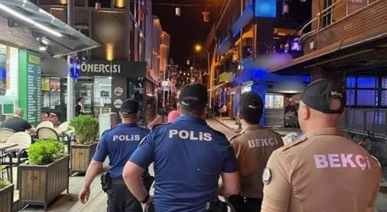 Eskişehir polisinin Barlar Sokağı denetimleri sürüyor