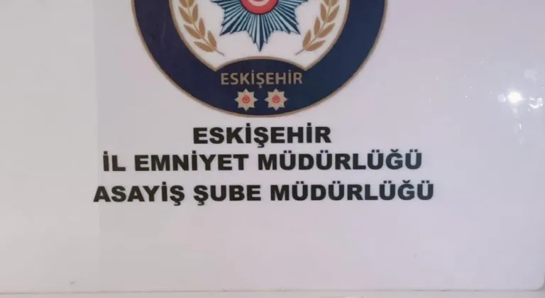 Eskişehir’de 3 Hırsız Çaldıklarıyla Yakalandı