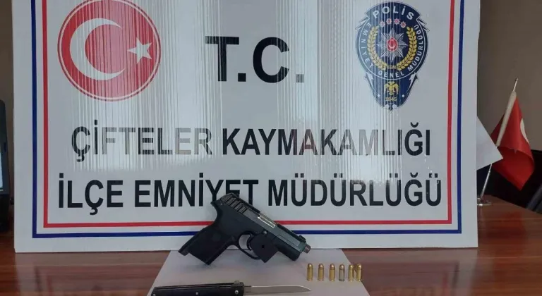 Eskişehir’de Bir Şahsı Silahla Yaralayan Şüpheli Kıskıvrak Yakalandı