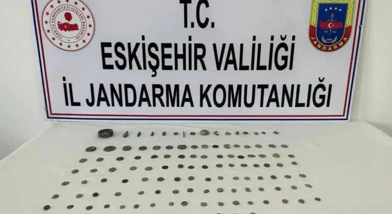 Eskişehir’de Çok Sayıda Tarihi Eser Ele Geçirildi