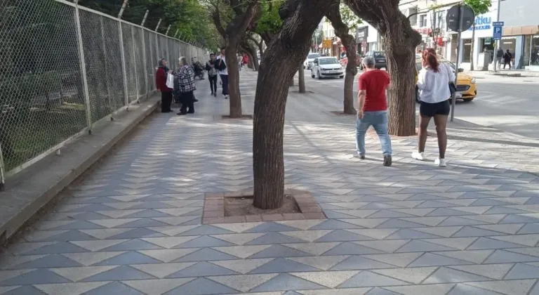 Eskişehir’de Çöp Kutusu Olmayan Cadde