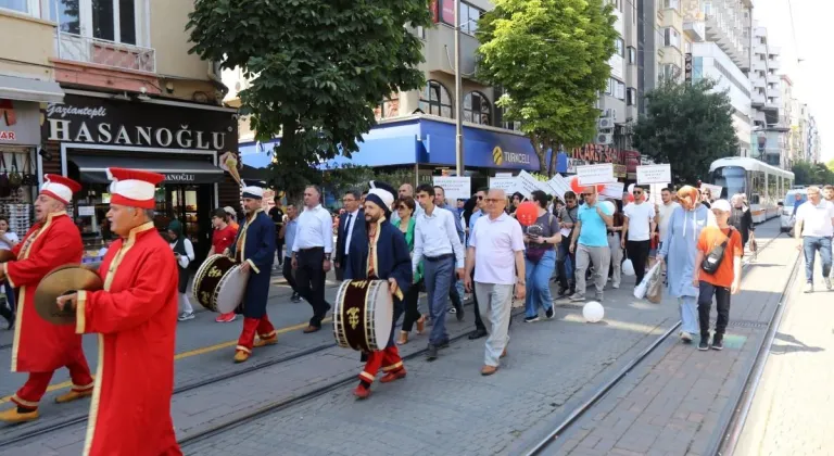 Eskişehir’de Farkındalık için Koruyucu Aile Günü Yürüyüşü!