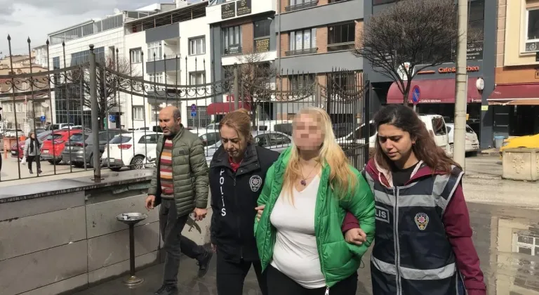 Eskişehir’de Hakaret Videolu Kadın Adliyeye Sevk Edildi