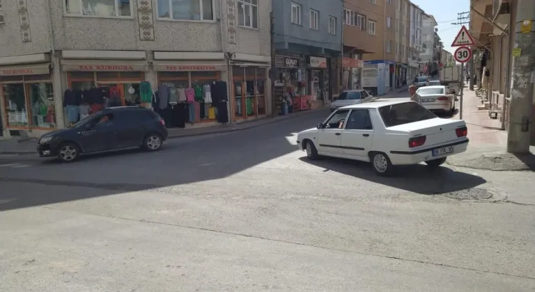 Eskişehir’de O Cadde Kazalara Davetiye Çıkarıyor!