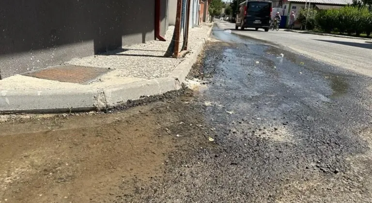 Eskişehir’de O Mahallede Su Boşa Akıyor!