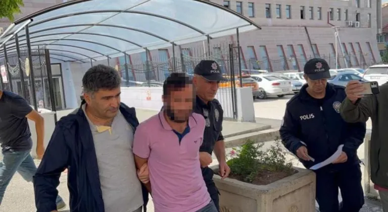 Eskişehir’de Öğretmenlere Bıçak Çeken Şüpheli Tutuklandı