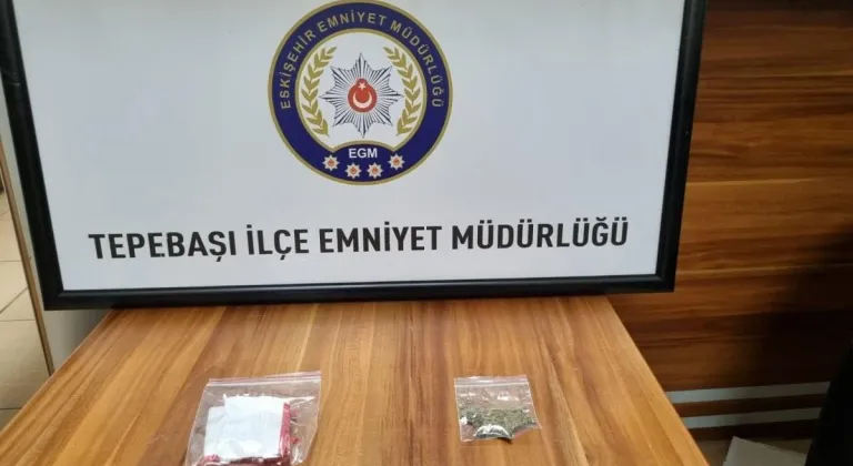 Eskişehir’de Polis Ekipleri Aranan Kişileri Yakaladı