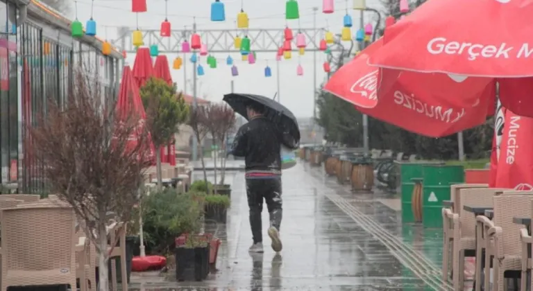 Eskişehir’de Sağanak Yağış Etkisini Gösterdi