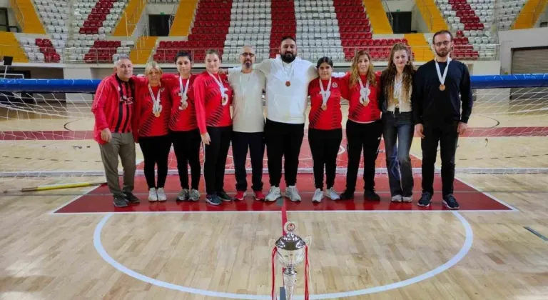 Eskişehirli görme engelli kadın goalball takımı şampiyon oldu