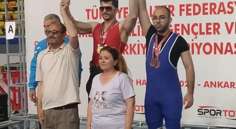 Görme Engelli Sporcu Eskişehir'e Üçüncülük Getirdi