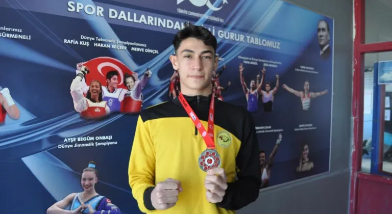 Eskişehirli Türkiye Kick Boks Şampiyonası 2.’sinin Hedefi Dünya Kupası