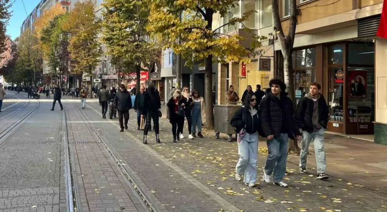 Eskişehir Bugün Sıcak Havanın Keyfini Çıkarttı