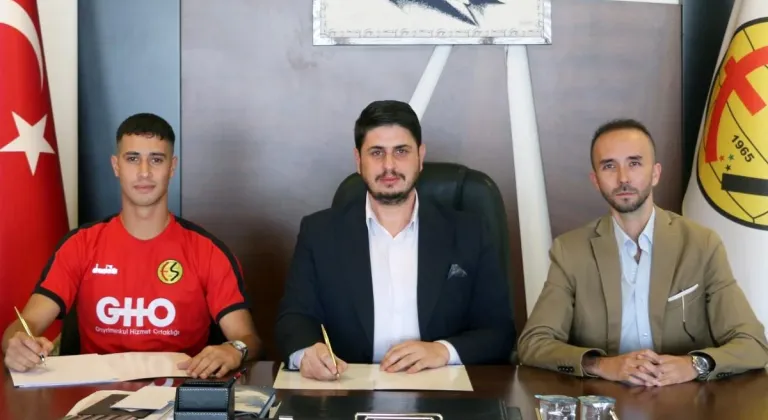 Eskişehirspor Galatasaray’dan Orta Saha Transferi Yaptı