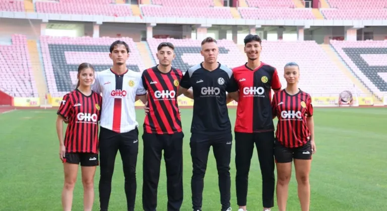 Eskişehirspor’un Yeni Formaları Yok Satıyor!