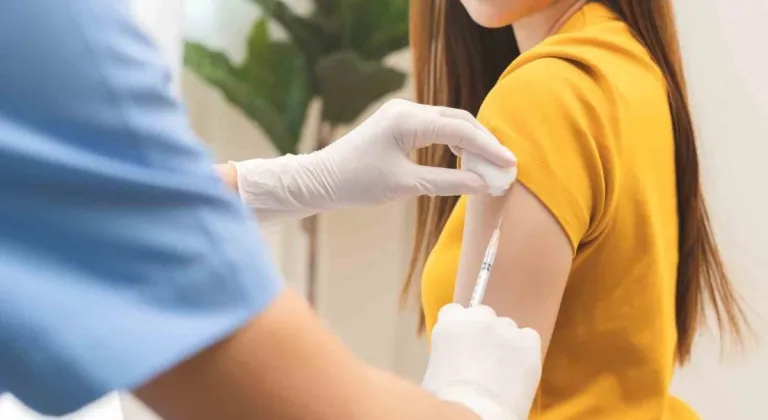 Uzmanı HPV’nin Tehlikeleri ve Aşıların Önemini Anlattı