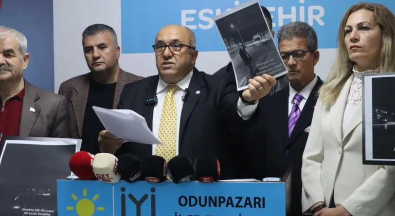 İYİ Parti Odunpazarı İlçe Başkanı Gürol Yer, Eskişehir'deki Aydınlatma Eksiklikleriyle İlgili Eleştirilerde Bulundu