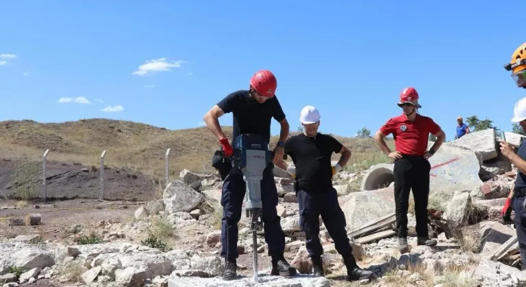 AFAD Jandarmaya Arama Kurtarma Eğitimi Verdi