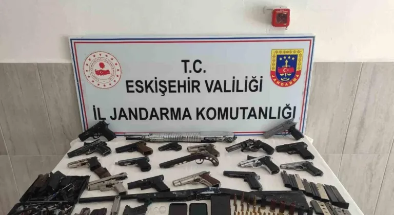 Kaçak silah ve mühimmat satışı yapan şahıs tutuklandı