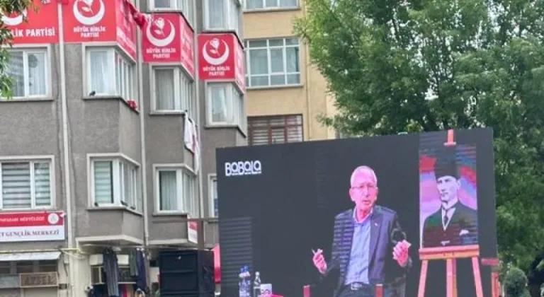 Kılıçdaroğlu’nun Babala TV Programı Eskişehir’de Dev Ekranlarda