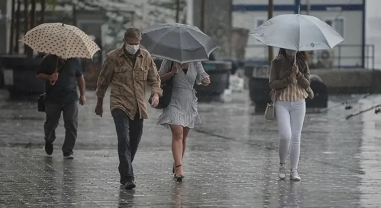 Meteorolojiden Aralıklı Sağanak Uyarısı