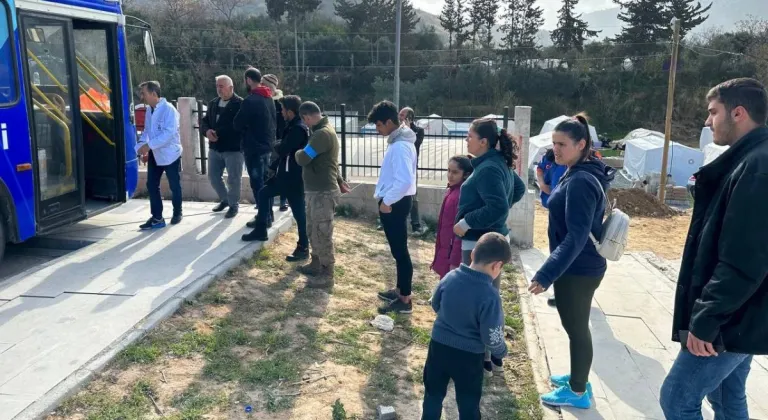 Mobil Diş Kliniği 641 depremzedeye ulaştı