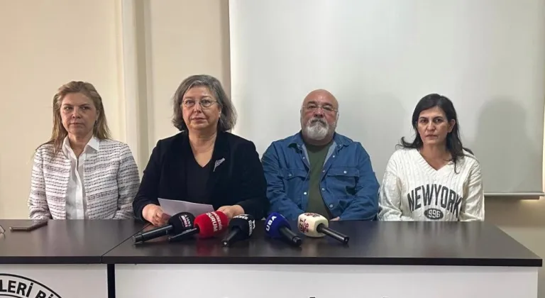 Nazan Aksaray:"Yeni Yönetmeliklerle Hekimler Mağdur Oluyor, Hastalar Seçme Hakkından Mahrum Kalıyor”