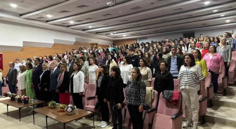 Eskişehir'de Normal Doğum Haftası Semineri Düzenlendi