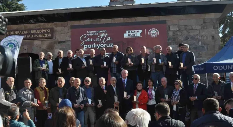 Odunpazarı’nda 2 önemli festivalin açılış programı yoğun katılımla gerçekleşti