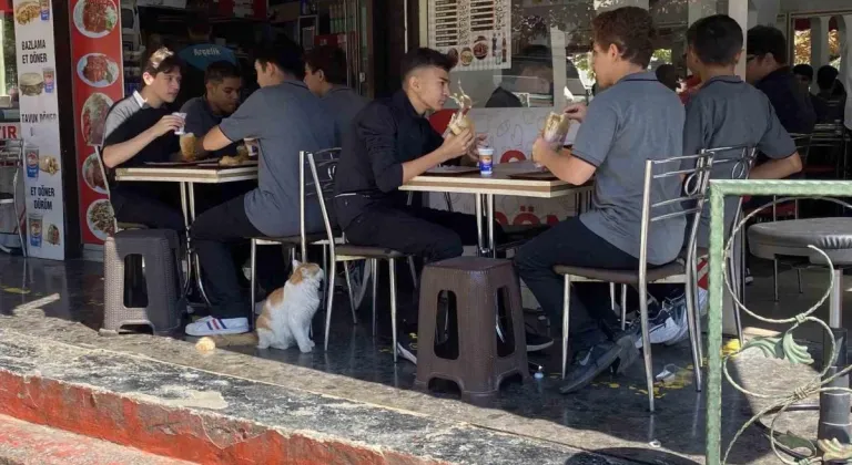 Eskişehir Dönercilerinde Öğrenci Yoğunluğu Başladı