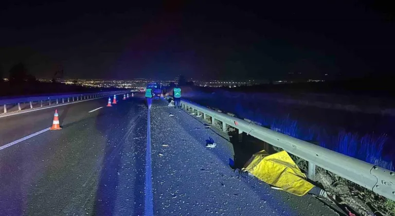 Otomobilin çarpıp kaçtığı motosikletin sürücüsü hayatını kaybetti