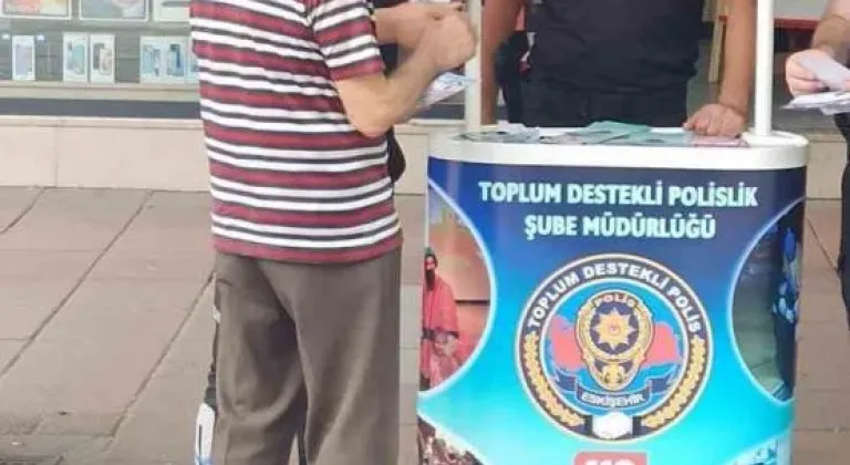 Polis Vatandaşları Hırsızlık ve Dolandırıcılığa Karşı Bilinçlendirdi