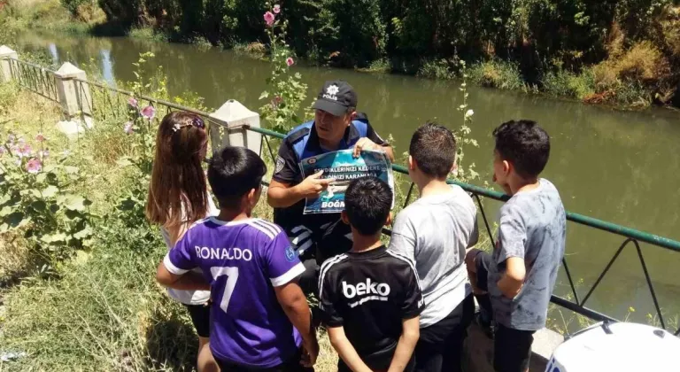 Polis ’Kanala değil havuza’ mesajıyla vatandaşı boğulma riskine karşı bilgilendirdi