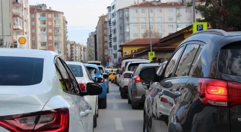 Eskişehir'de Trafiğe Kayıtlı Araç Sayısı Arttı!