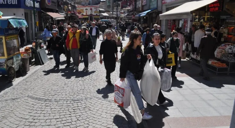 Seçimde Oy Kullanacak Gençlere Eskişehir’den Tavsiyeler