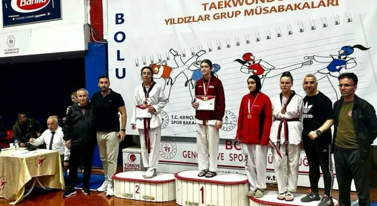 Taekwondo Turnuvasında Eskişehirli Sporculara 3 Madalya