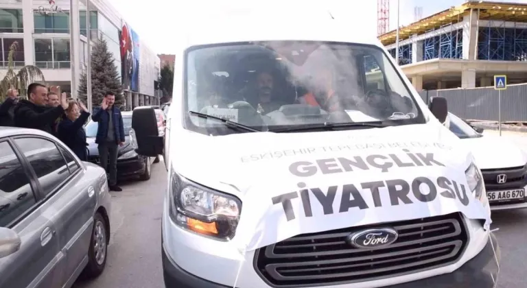 Tepebaşı Gençlik Tiyatrosu Hatay’a Yola Çıktı