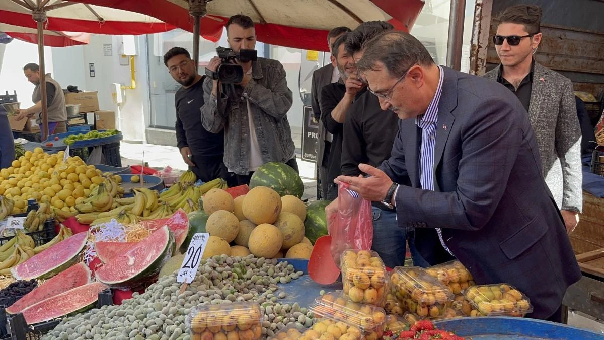 Bakan Dönmez Eskişehir'de seçim çalışmalarını sürdürüyor 