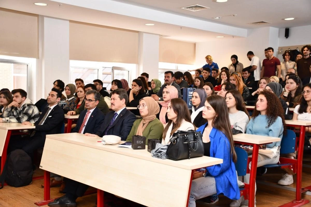 Eskişehir Adalet Sarayı’nın projeleri İKAF’23’te yoğun ilgi gördü