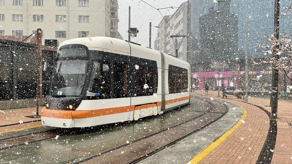 Eskişehir’de bugün de kar yağışı bekleniyor