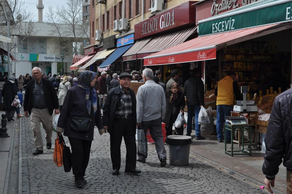 Esnafın bayram yoğunluğu başladı 
