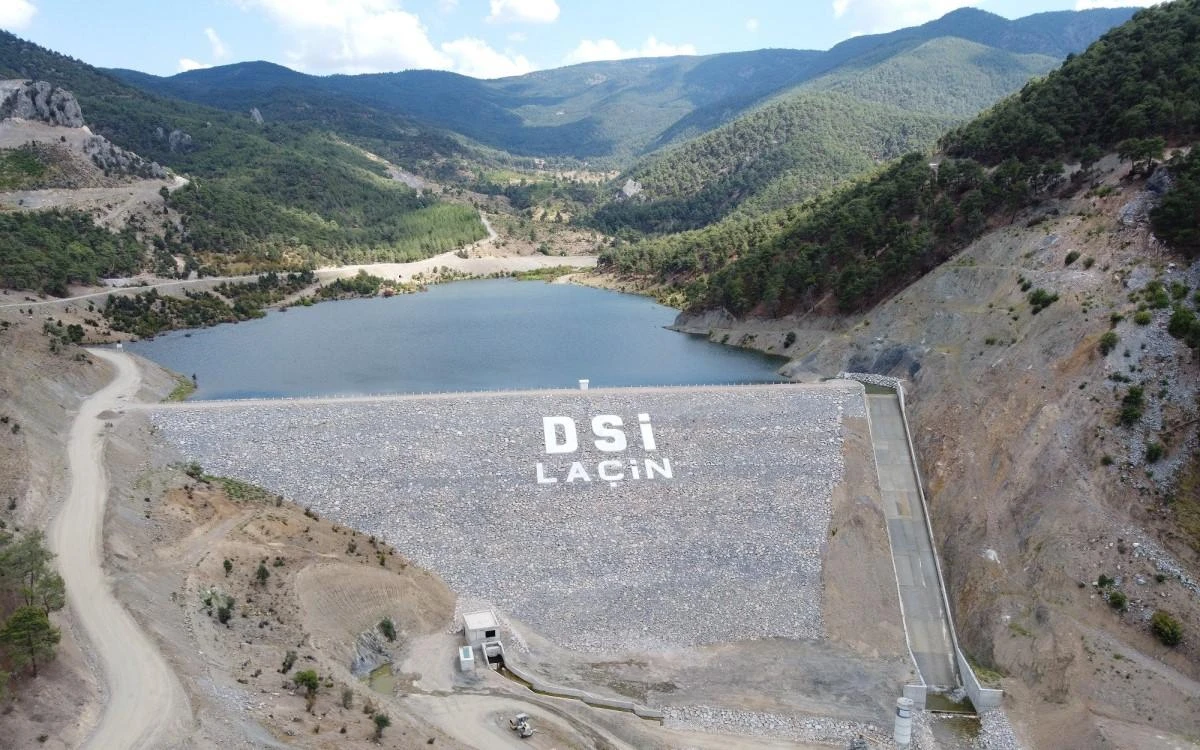 Eskişehir Sarıcakaya Laçin barajı ve sulaması tamamlandı
