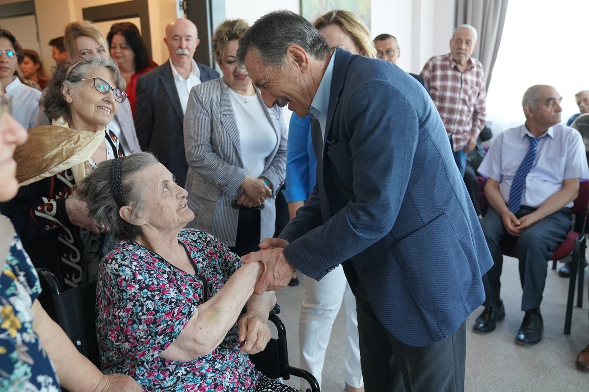 Başkan Ataç Sizlere hizmet duaların en büyüğü dedi