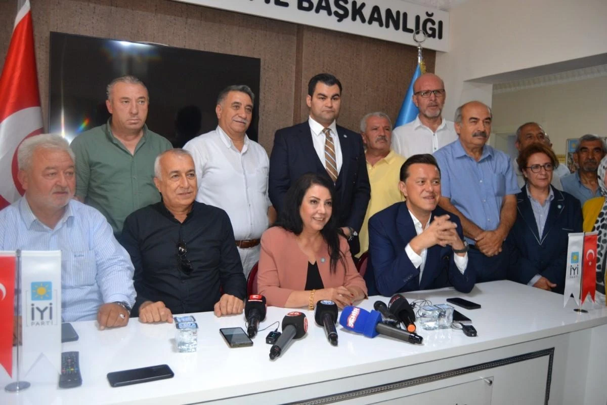 Hatipoğlu “Büyükerşen’in açıklamalarına gülüp geçiyoruz”
