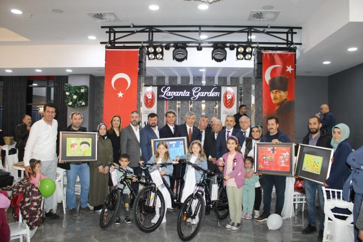 Çocuklarımızın Gözünden Veteriner Hekimlik temalı resim yarışmasının ödül töreni yapıldı