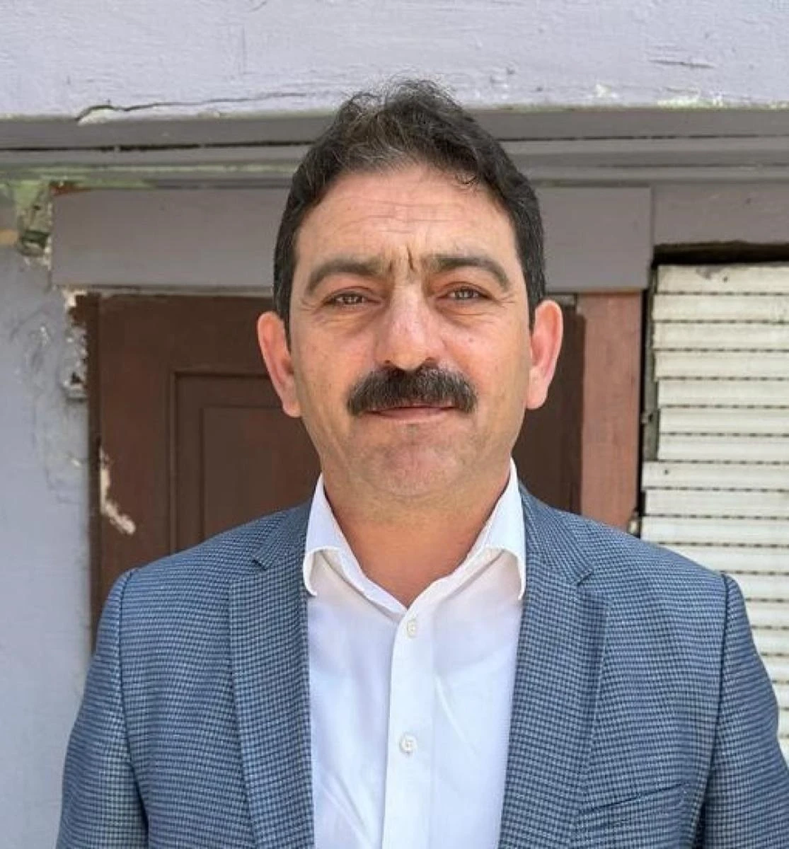 Yılmaz Büyükerşen’in erken adaylık açıklaması tartışılıyor