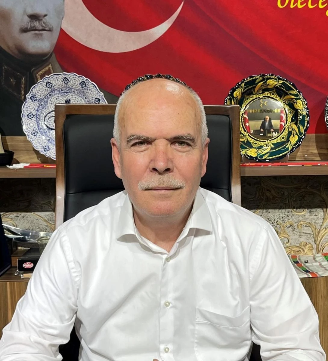 Yılmaz Büyükerşen’in erken adaylık açıklaması tartışılıyor