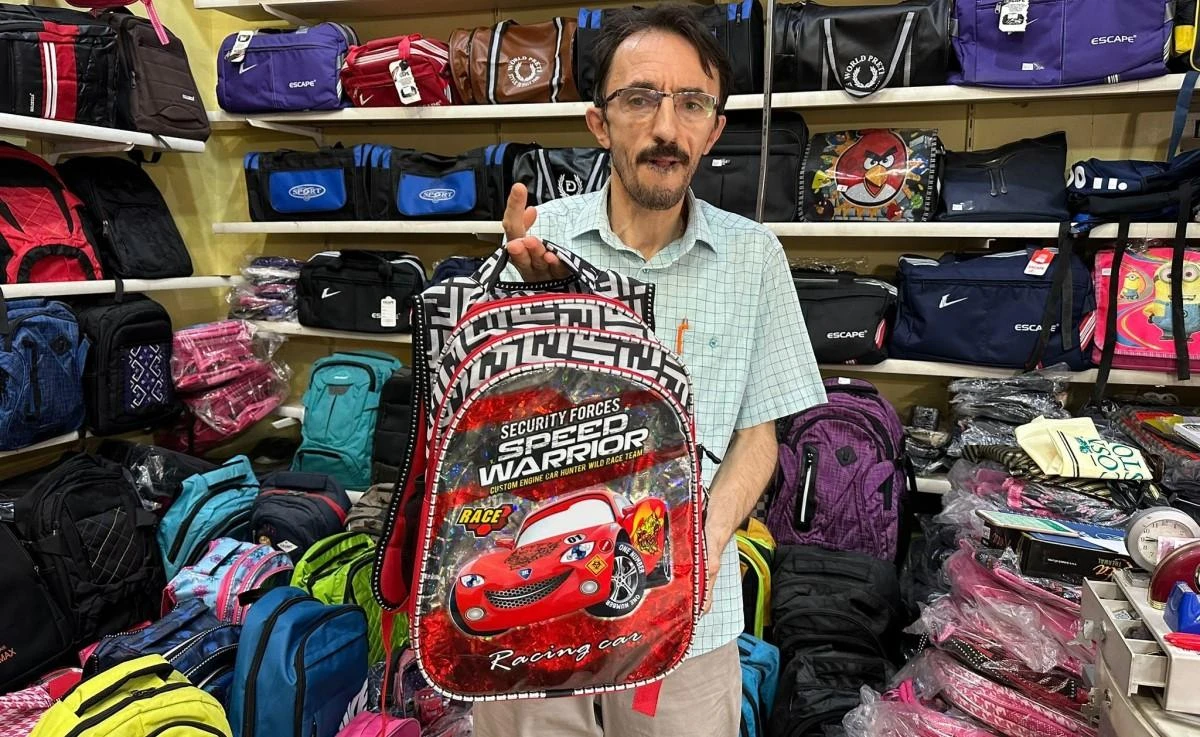 Okul çantalarının satışı hızlandı
